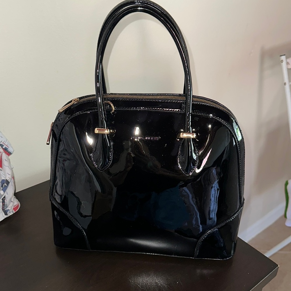 A purse
